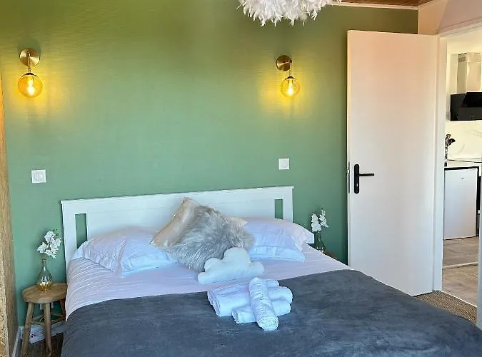 Nouveau - Le Perdu De Vue - Chateau Apartment *